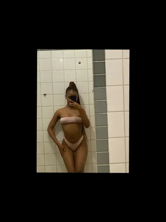 OnlyFans account  scrumptious8 header 2