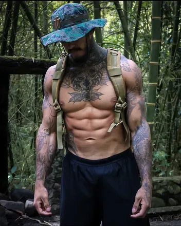OnlyFans cuenta michael_viedma header 2