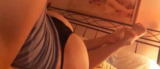 OnlyFans cuenta myfeetyourworld header 2