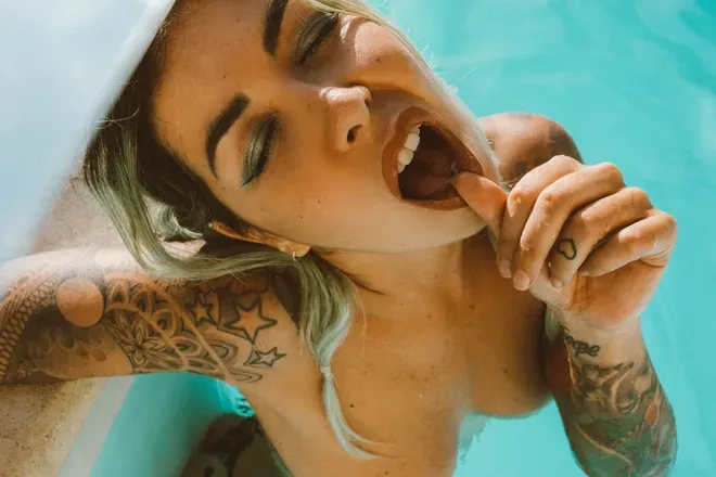 OnlyFans cuenta caiasuicide avatar 1