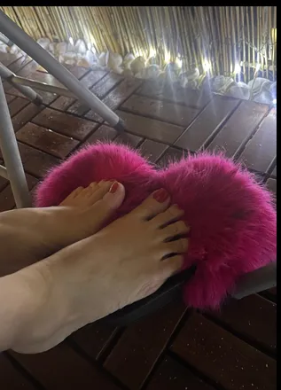 OnlyFans cuenta dea_queen header 1