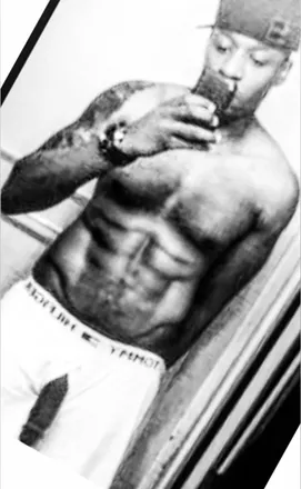 OnlyFans cuenta fonzy4u header 2