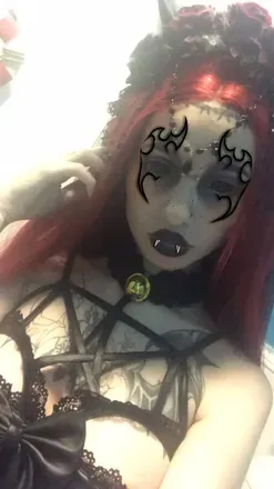 OnlyFans account  noturwonderlxnd avatar 1