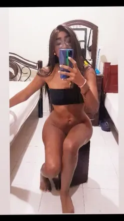 OnlyFans cuenta tatibrunette avatar 1