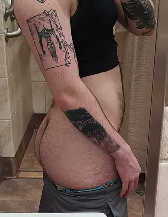 OnlyFans account  wolfmuscles avatar 1