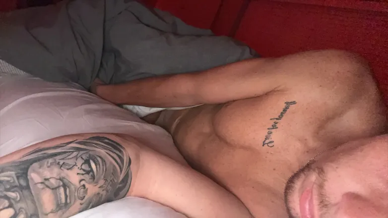 OnlyFans cuenta robbiesinns header 2