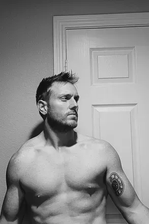 OnlyFans cuenta eltorch header 2