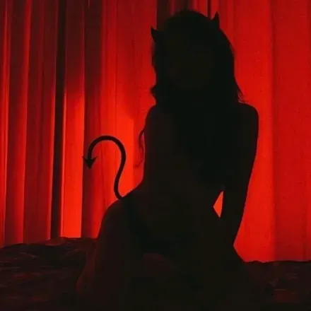 OnlyFans cuenta moonlittlequeen avatar 1