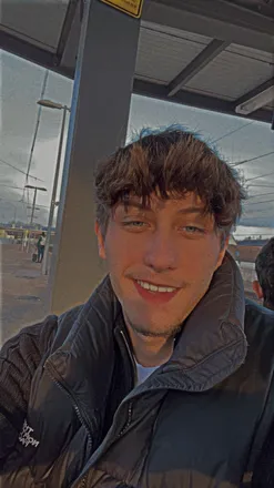 OnlyFans account  twinkwithbart header 2
