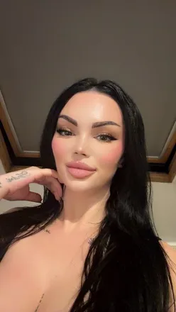 OnlyFans cuenta alexyabest header 2