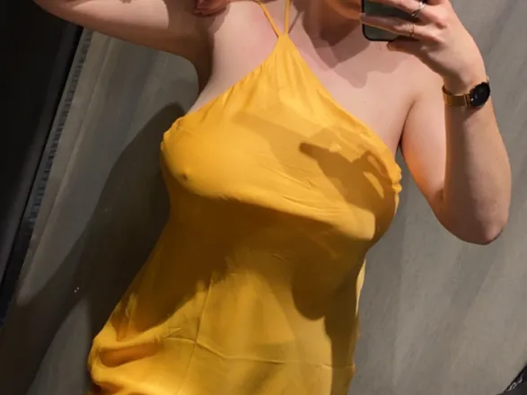 OnlyFans cuenta julia_and_her_boobs header 2