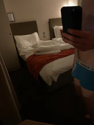 OnlyFans cuenta u75423198 header 1
