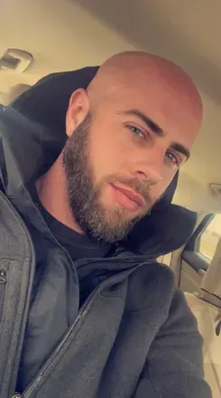 OnlyFans cuenta wellbredtexans header 2