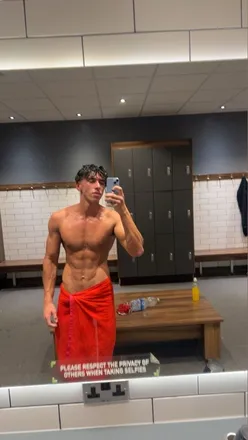 OnlyFans cuenta mr6packexclusive header 2