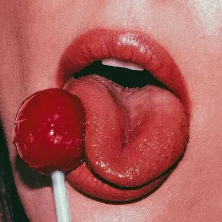 OnlyFans account  yourfavoriteseasonxoxo header 2
