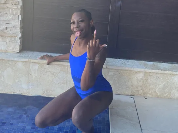 OnlyFans cuenta tiana.2xx header 2