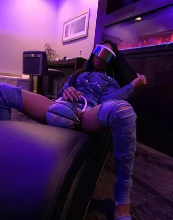 OnlyFans account  diva2u avatar 1