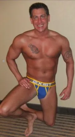 OnlyFans cuenta tullyvegas header 2