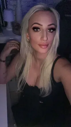 OnlyFans cuenta mamsfrenchgirl avatar 1
