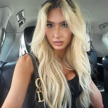 OnlyFans account  indibaby avatar 1