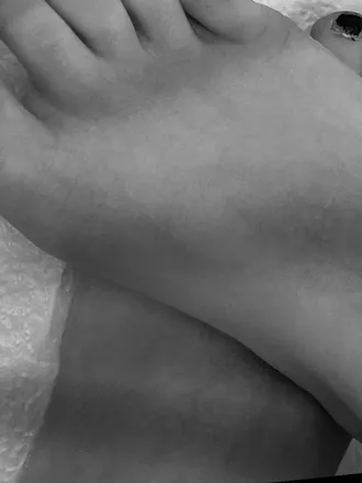 OnlyFans cuenta feetluv123 header 2