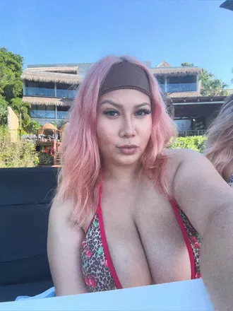 OnlyFans cuenta moanmentswithmelo avatar 1