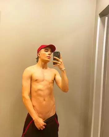 OnlyFans cuenta johan.aarias avatar 1