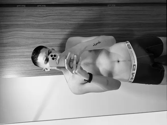 OnlyFans cuenta victorparra28 header 2