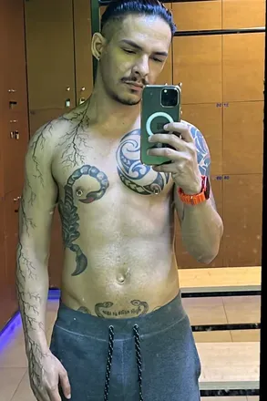 OnlyFans cuenta emery_dot avatar 1