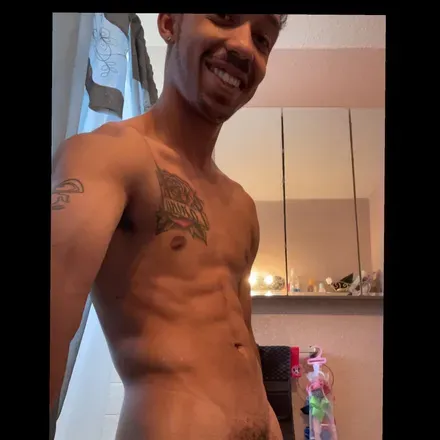 OnlyFans cuenta peepthecam avatar 1