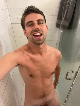 OnlyFans cuenta hungbchbttm avatar 1