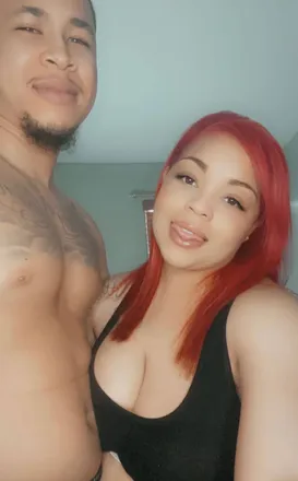 OnlyFans cuenta theredsxxx header 2