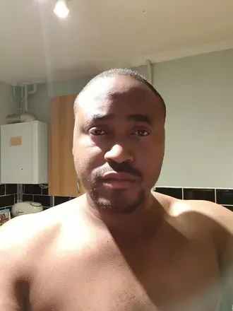 OnlyFans account  charliec4real avatar 1