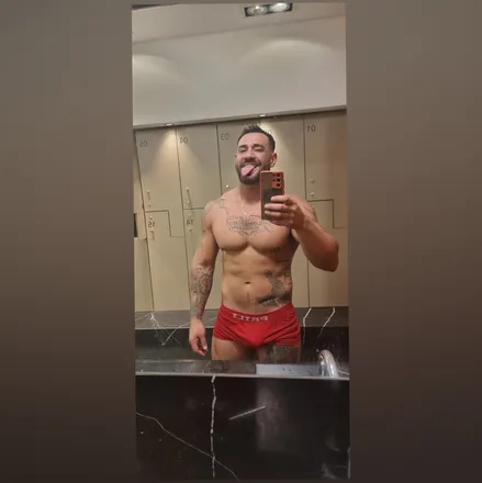 OnlyFans cuenta u118430048 header 2