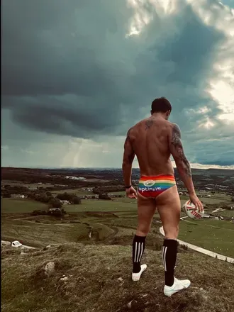 OnlyFans cuenta onlyollyy header 2