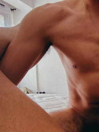 OnlyFans cuenta arielarredond13 header 2