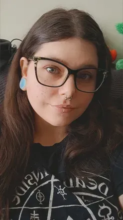 OnlyFans account  rowynfate avatar 1