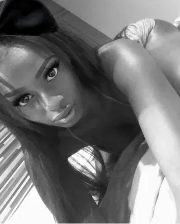 OnlyFans cuenta sweetmisslibraa header 2
