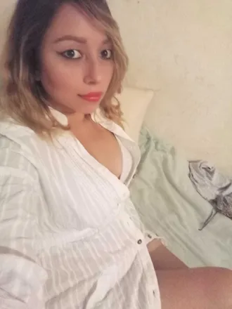 OnlyFans cuenta bellerika header 2