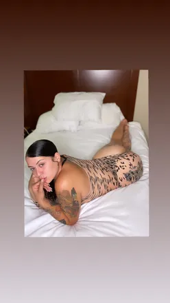 OnlyFans cuenta badgirlmegz header 2