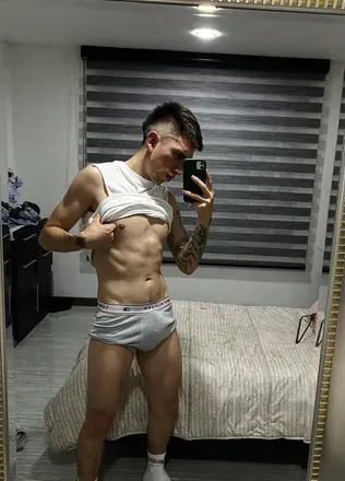 OnlyFans cuenta estebanghi avatar 1