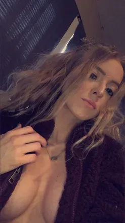 OnlyFans cuenta kinkynikki00 avatar 1