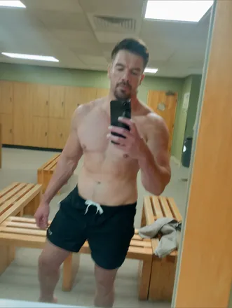 OnlyFans cuenta rocko100 header 2