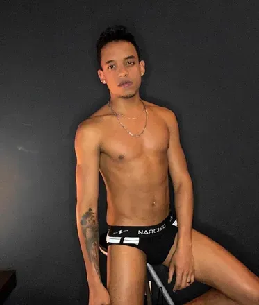 OnlyFans cuenta soyangelo avatar 1