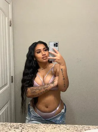 OnlyFans cuenta niaa.doll avatar 1