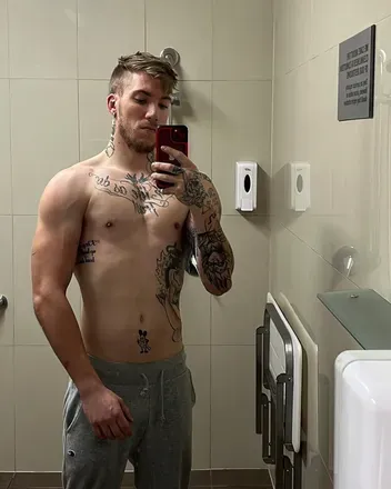 OnlyFans cuenta tattooednakedchef avatar 1