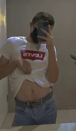 OnlyFans cuenta holt23ht03 avatar 1