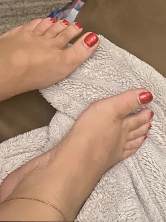OnlyFans account  misssprettyfeet header 2