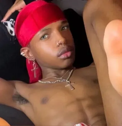 OnlyFans cuenta ezakye avatar 1