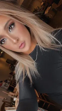 OnlyFans account  skyrenae0513 avatar 1